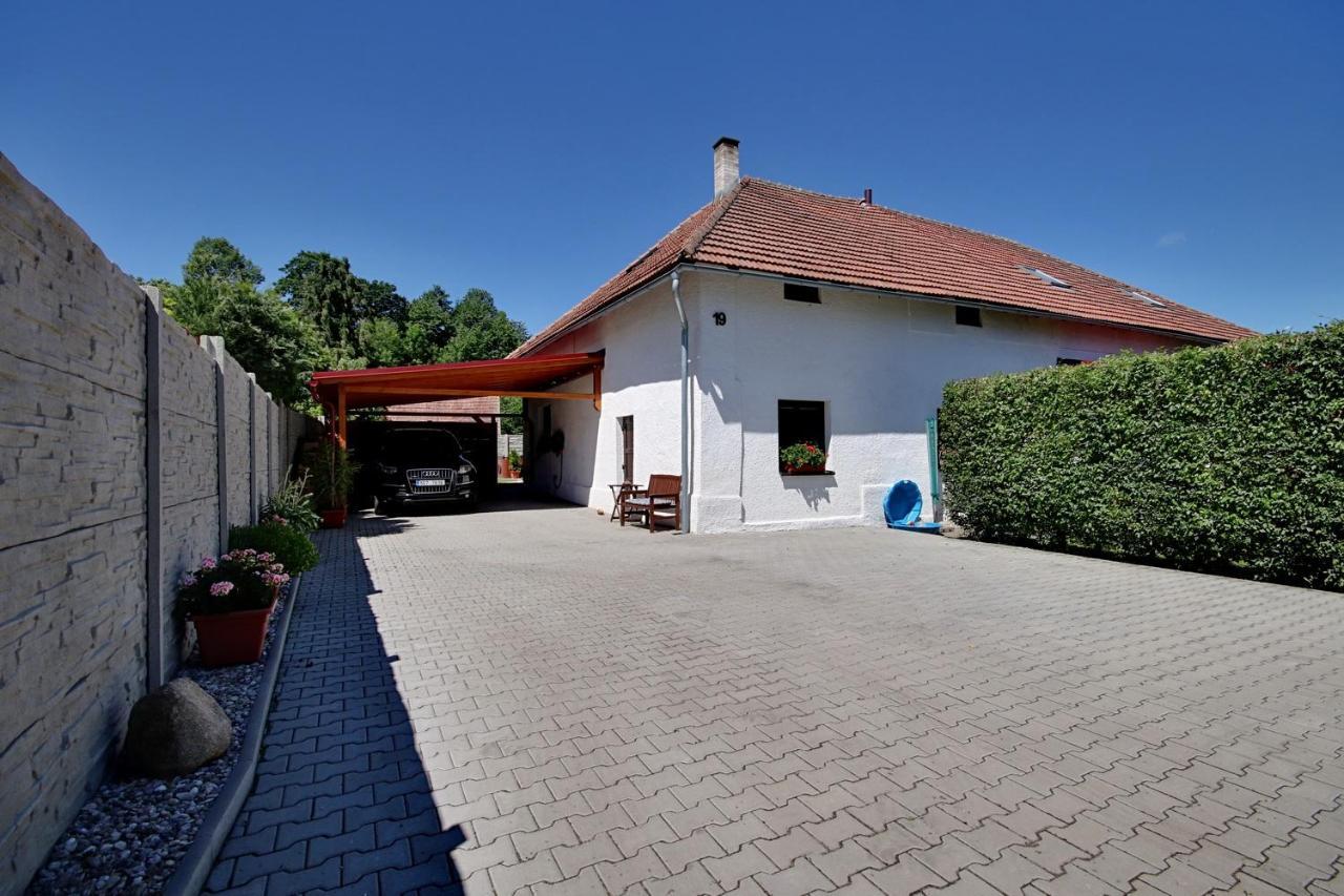 Holiday Home Kvitek Ctetin Экстерьер фото